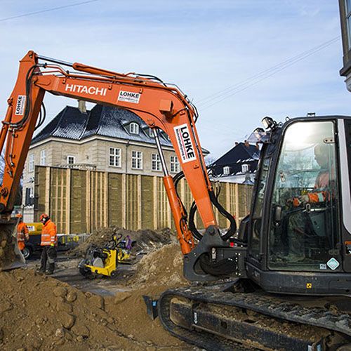 Hitachi ZX85U gravemaskine